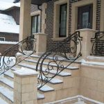 Кованые перила для крыльца
