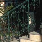 Кованые перила для крыльца