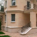 Кованые перила для крыльца и балкона
