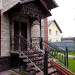 Кованые перила для крыльца