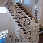 Кованые перила белые, светлые