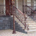 Кованые перила для крыльца